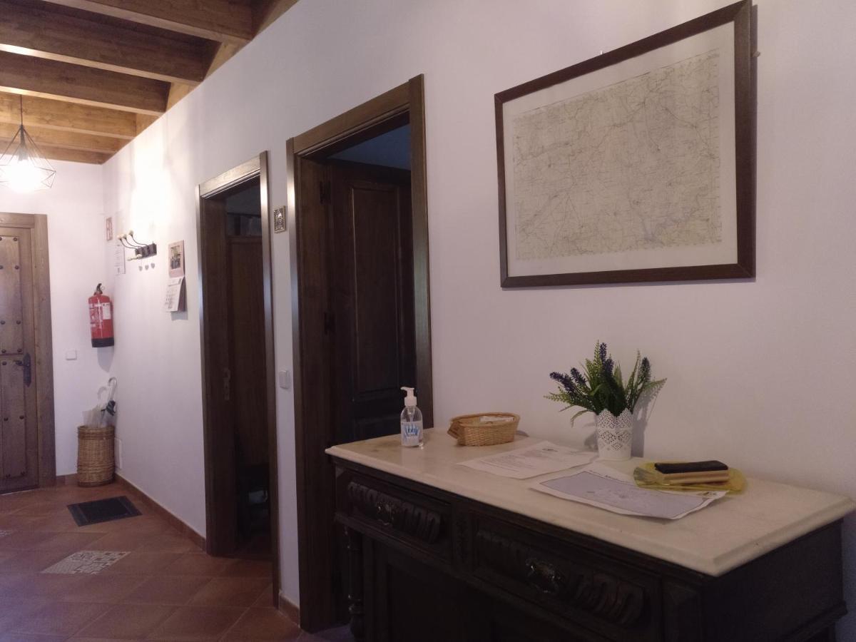 Casa Rural Las Abubillas Mirabueno 外观 照片
