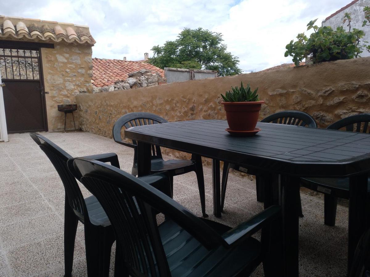 Casa Rural Las Abubillas Mirabueno 外观 照片